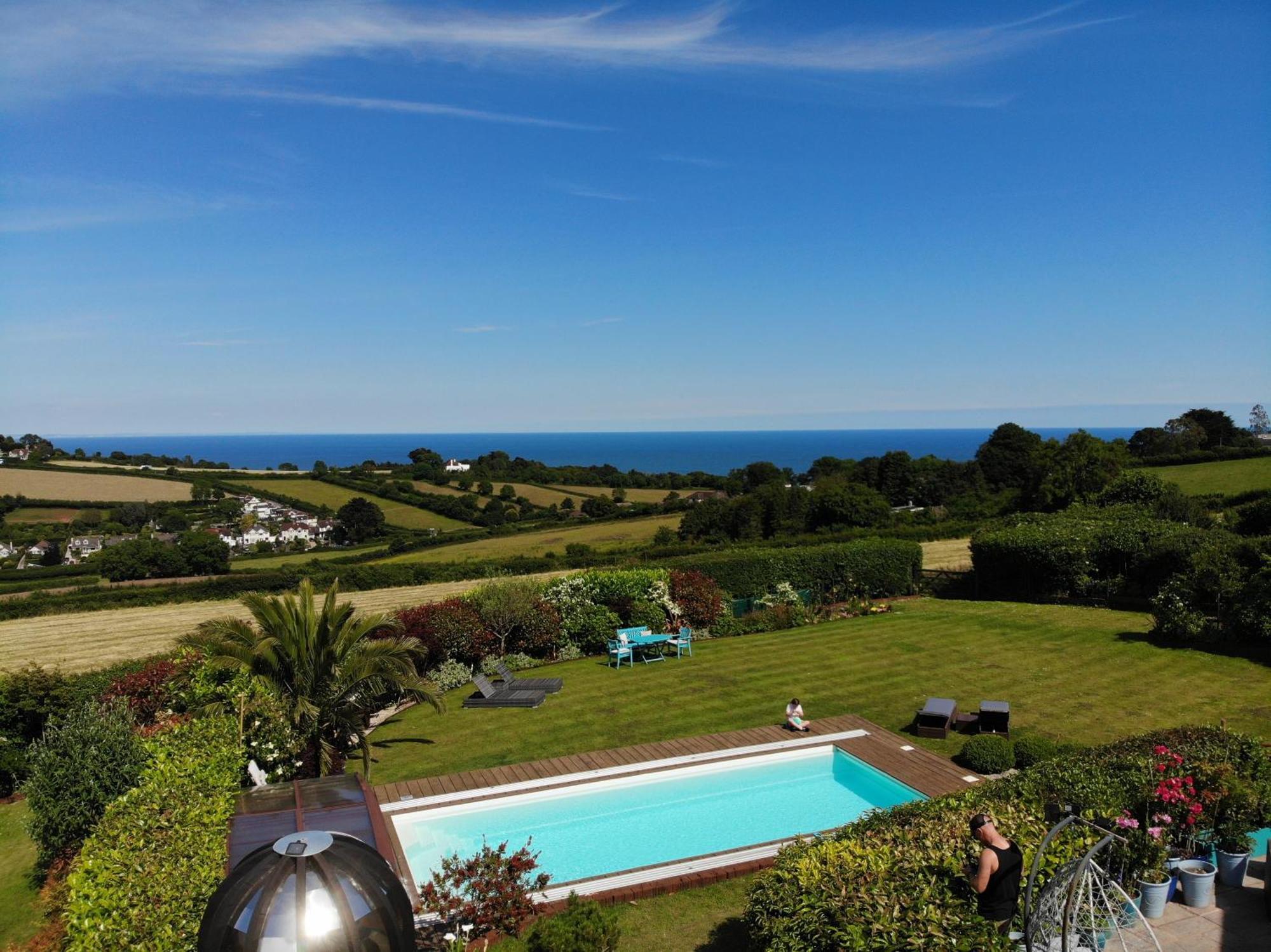 Halekulani Devon Homestay Torquay Extérieur photo