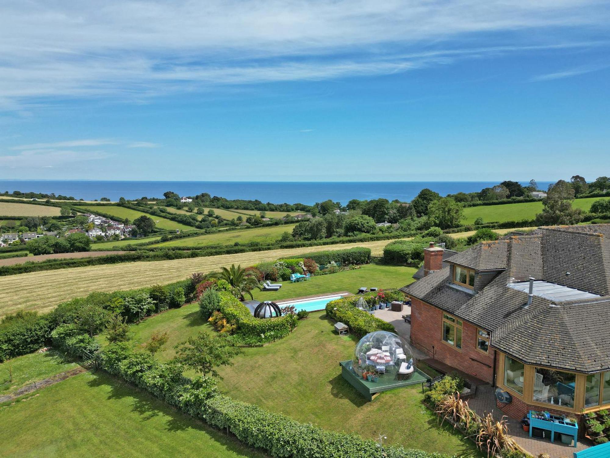Halekulani Devon Homestay Torquay Extérieur photo